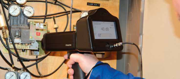 Ultrasonic leak detector